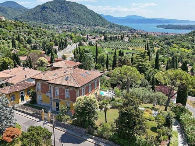 Villa Indipendente in vendita a Comunità montana della Valle Sabbia, Roè Volciano