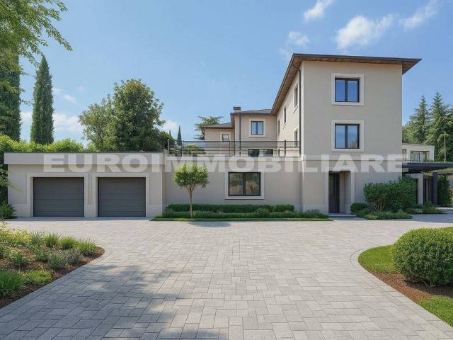 Villa Indipendente in vendita a Comunità montana della Valle Sabbia, Roè Volciano