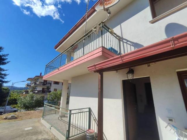 Villa Indipendente in vendita a Calabria, Cosenza