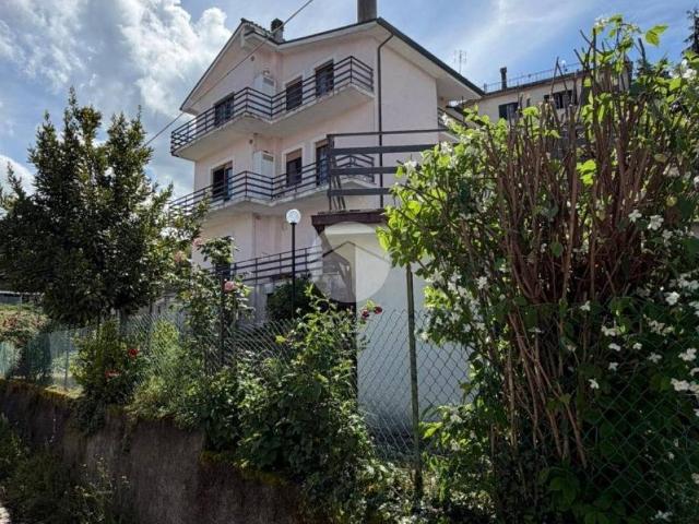 Villa Indipendente in vendita a Roma Capitale, Lazio