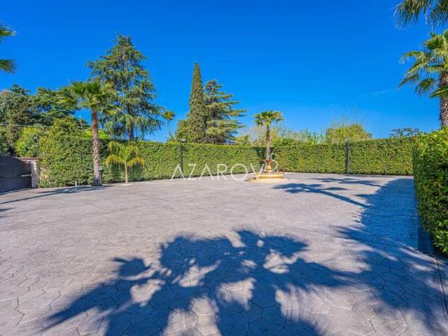 Villa Indipendente in vendita a Municipio Roma I, Roma Capitale