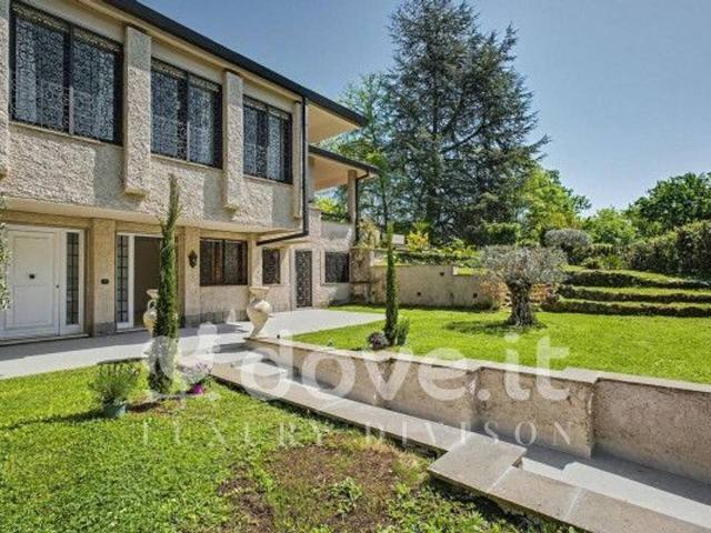 Villa Indipendente in vendita a Olgiata, Roma Capitale