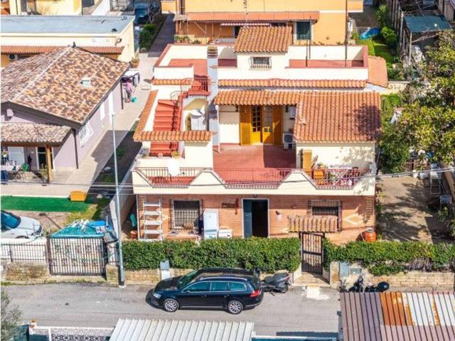 Villa Indipendente in vendita a Giardini di Corcolle, Roma Capitale