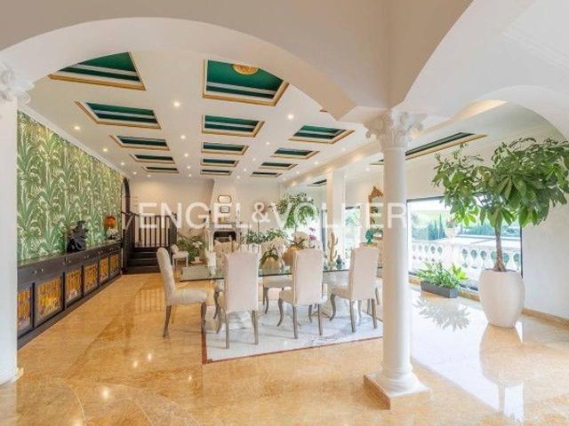 Villa Indipendente in vendita a Monte Migliore, Roma Capitale