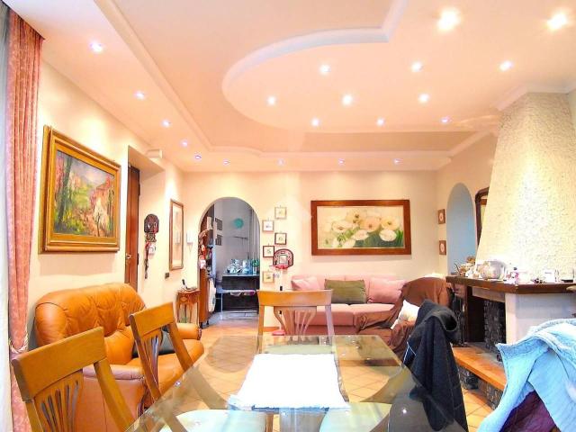 Villa Indipendente in vendita a Casale Prima Porta, Roma Capitale