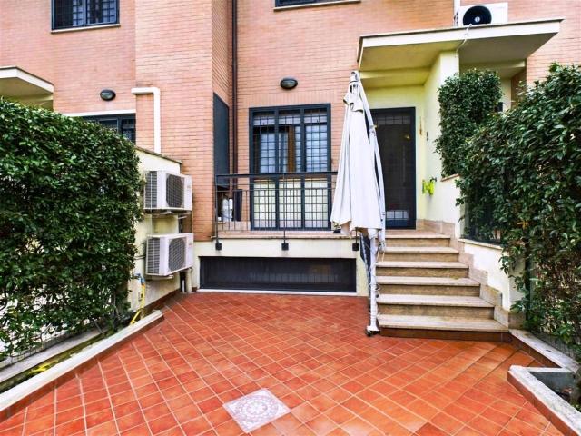 Villa Indipendente in vendita a Municipio Roma XIV, Roma Capitale
