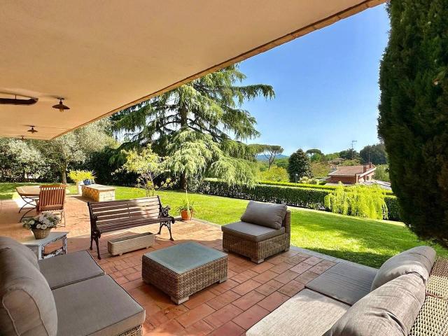 Villa Indipendente in vendita a Olgiata, Roma Capitale