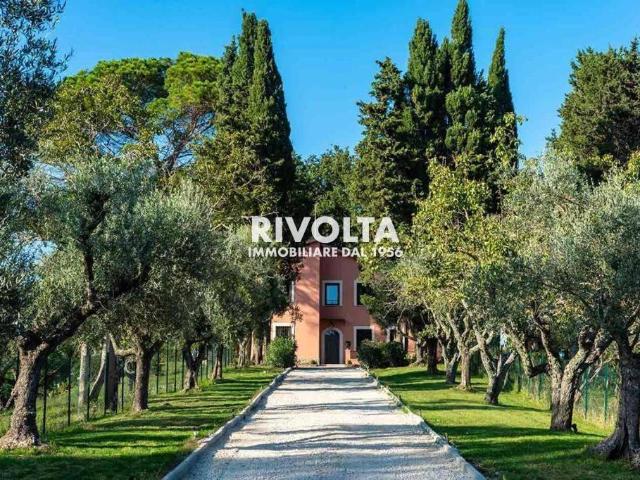 Villa Indipendente in vendita a Municipio Roma XV, Roma Capitale