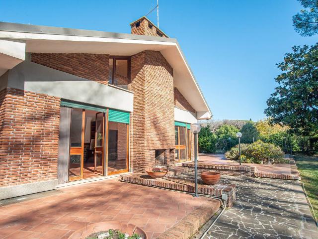 Villa Indipendente in vendita a Municipio Roma VIII, Roma Capitale