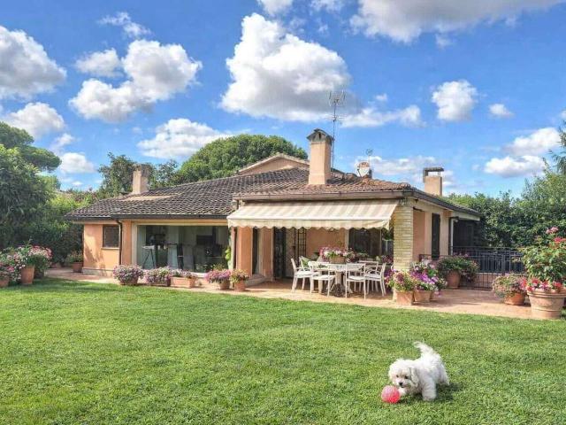 Villa Indipendente in vendita a Olgiata, Roma Capitale