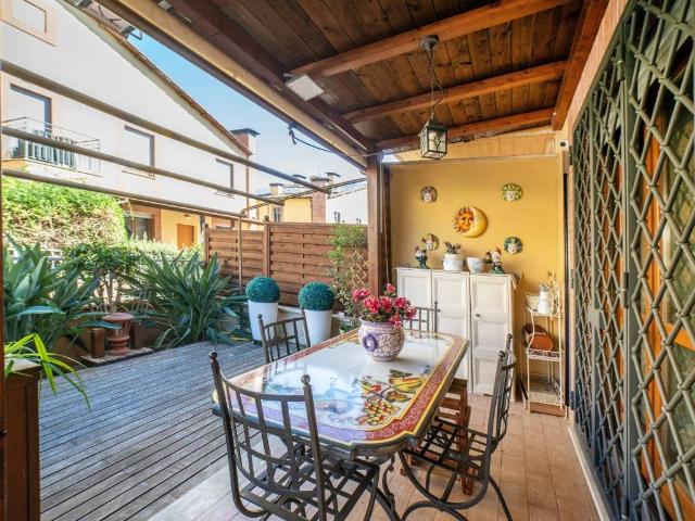 Villa Indipendente in vendita a Selva Candida, Roma