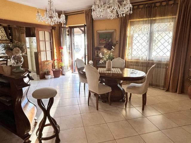 Villa Indipendente in vendita a Centro Giano, Roma Capitale