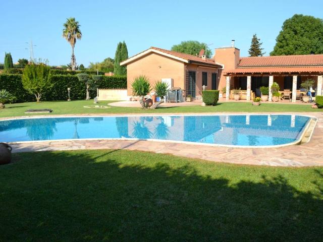 Villa Schiera in vendita a Municipio Roma IX, Roma Capitale