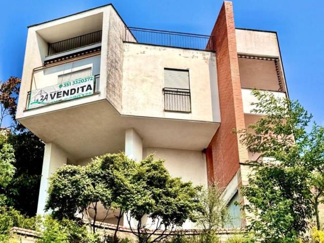 Villa Indipendente in vendita a Settebagni, Montecompatri