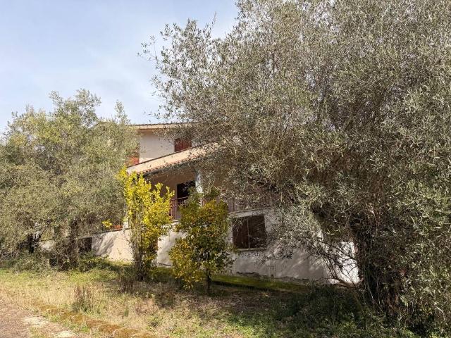 Villa Indipendente in vendita a Municipio Roma XV, Roma Capitale
