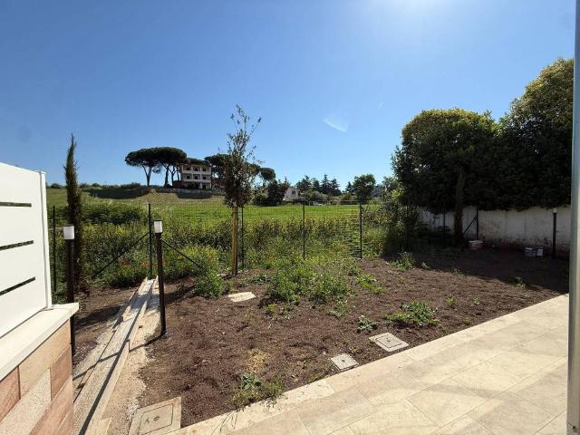 Villa Indipendente in vendita a Villa Verde, Roma Capitale