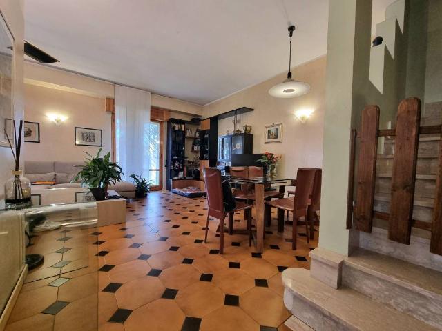 Villa Indipendente in vendita a Municipio Roma VII, Roma Capitale