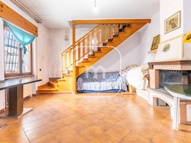 Villa Indipendente in vendita a Giardini di Corcolle, Roma Capitale