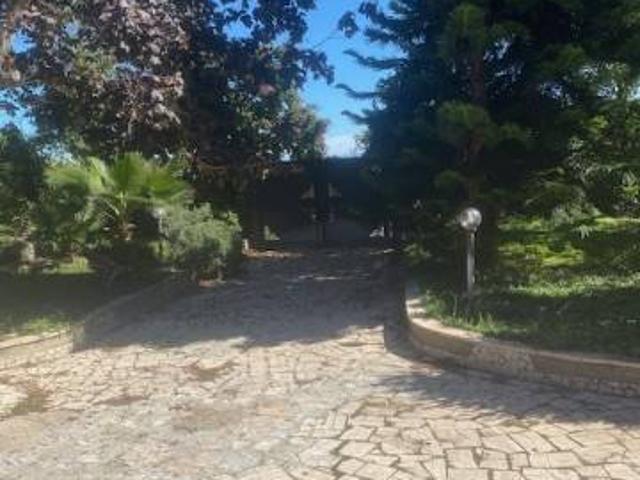 Villa Indipendente in vendita a Fontignani, Roma Capitale