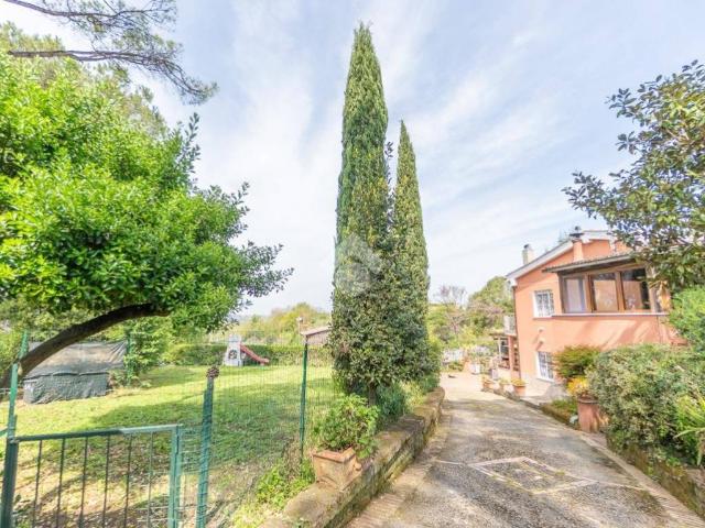 Villa Indipendente in vendita a Municipio Roma III, Roma Capitale