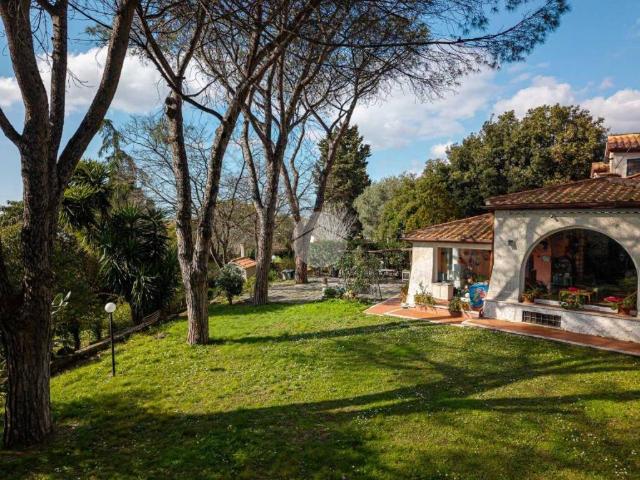 Villa Indipendente in vendita a Casal Lumbroso, Roma Capitale