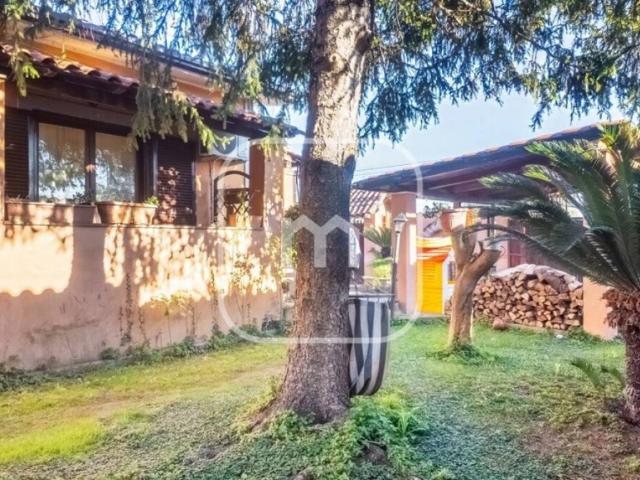 Villa Indipendente in vendita a San Vittorino, Roma