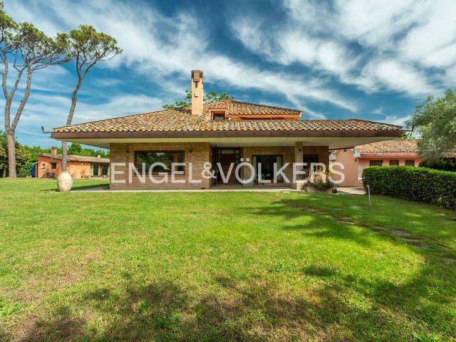 Villa Indipendente in vendita a Roma Capitale, Lazio