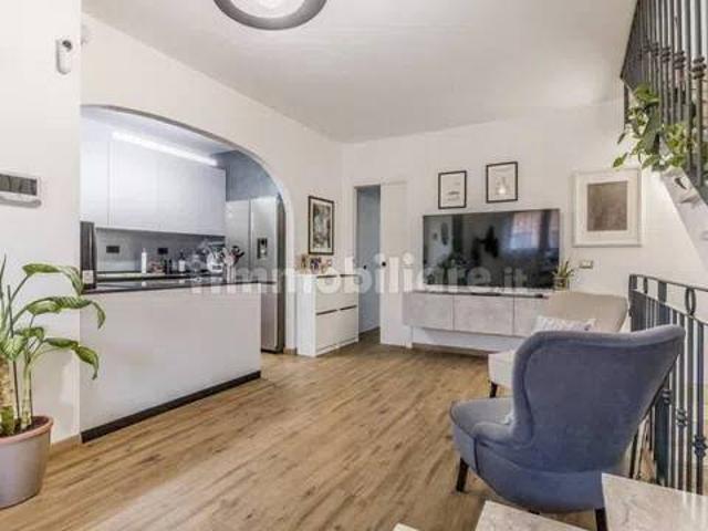 Villa Schiera in vendita a Stagni di Ostia, Roma Capitale