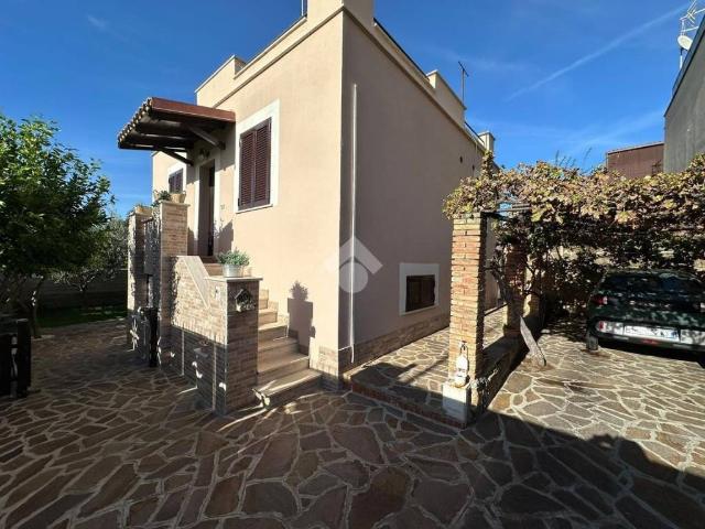 Villa Indipendente in vendita a Vermicino, Roma