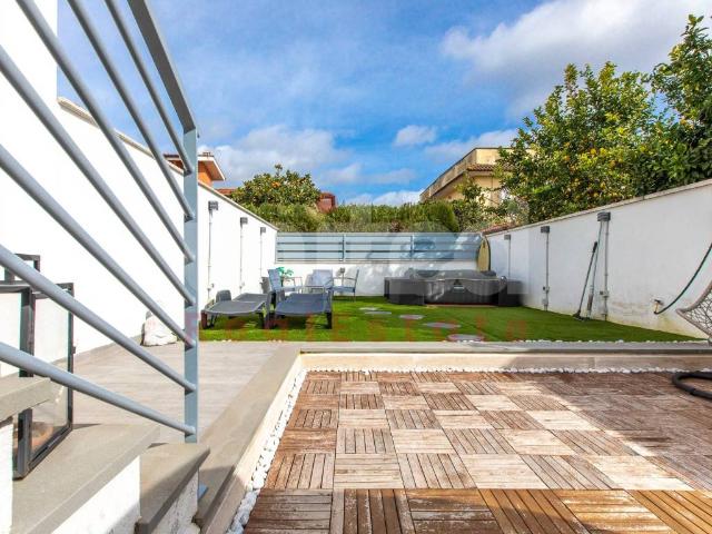 Villa Indipendente in vendita a Acilia Sud, Roma