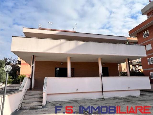 Villa Indipendente in vendita a Municipio Roma V, Roma Capitale
