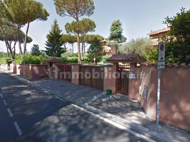 Villa Indipendente in vendita a Municipio Roma IX, Roma Capitale