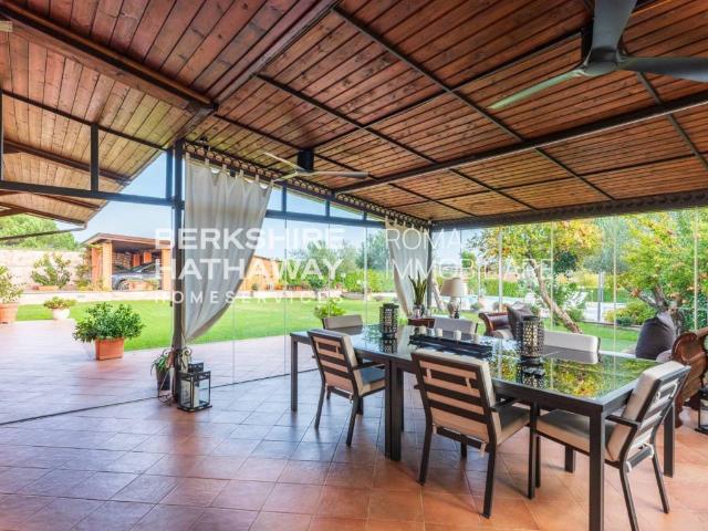 Villa Indipendente in vendita a Casale Prima Porta, Roma Capitale