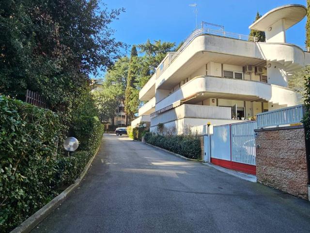 Villa Indipendente in vendita a Municipio Roma XV, Roma Capitale