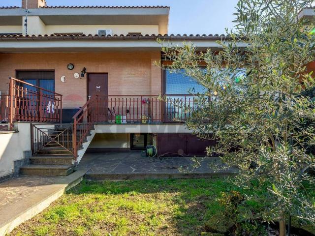Villa Indipendente in vendita a Municipio Roma VI, Roma Capitale