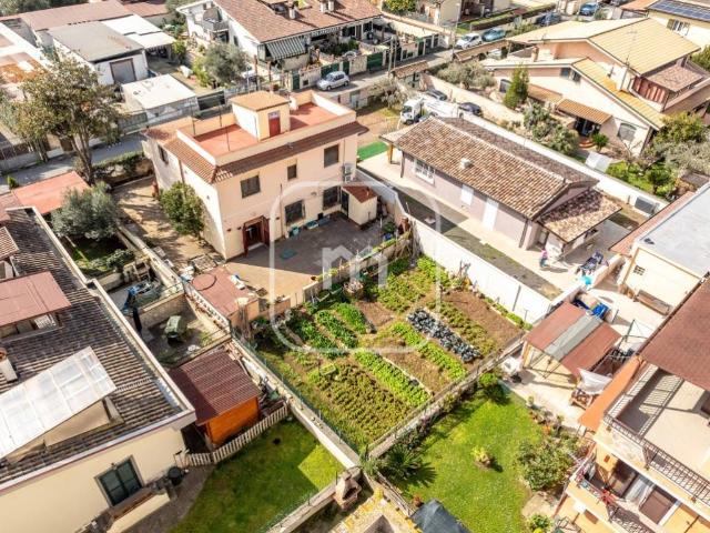 Villa Indipendente in vendita a Giardini di Corcolle, Roma Capitale