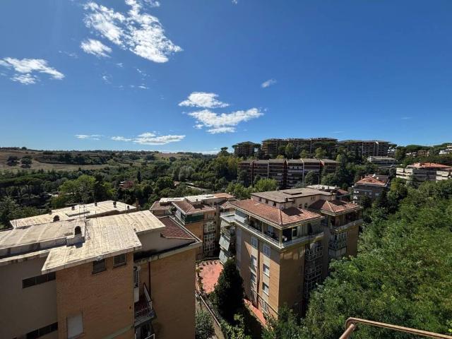 Villa Indipendente in vendita a Municipio Roma XV, Roma Capitale