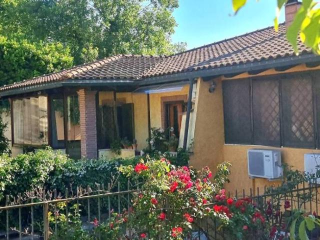Villa Indipendente in vendita a Roma Capitale, Lazio
