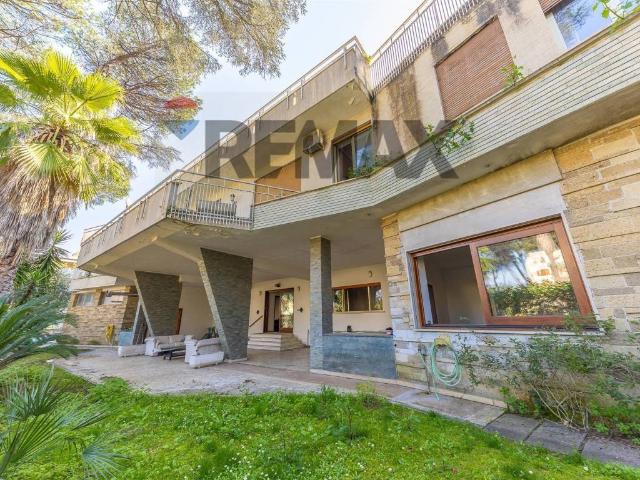 Villa Indipendente in vendita a Municipio Roma XV, Roma Capitale