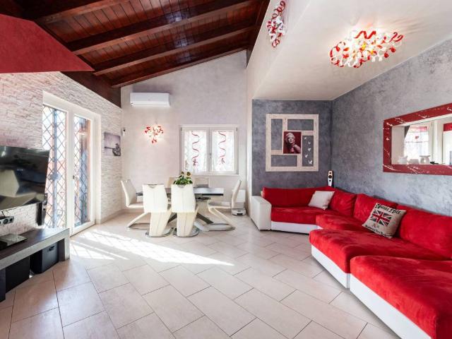 Villa Indipendente in vendita a San Giorgio di Acilia, Roma Capitale