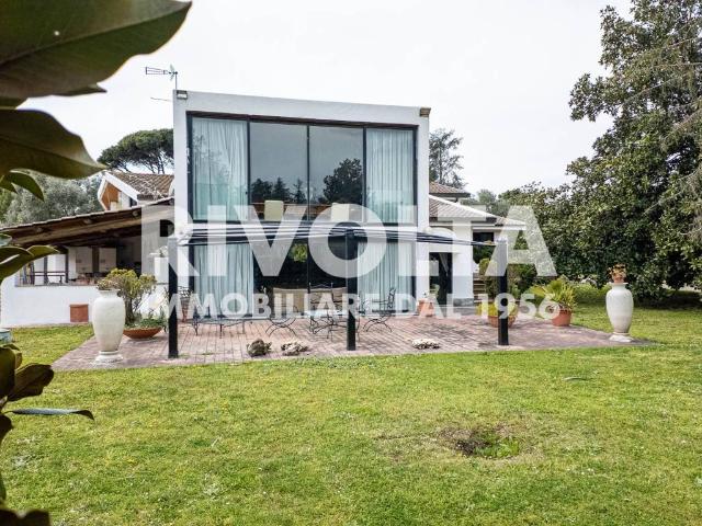 Villa Indipendente in vendita a Olgiata, Roma Capitale