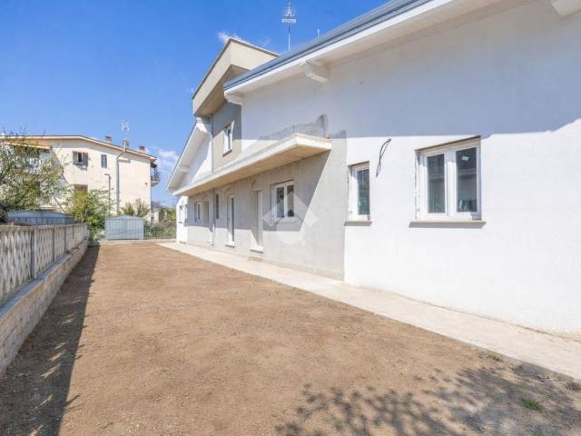 Villa Indipendente in vendita a Giardini di Corcolle, Roma Capitale
