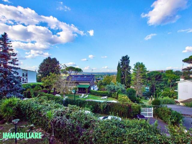 Villa Indipendente in vendita a Settebagni, Montecompatri