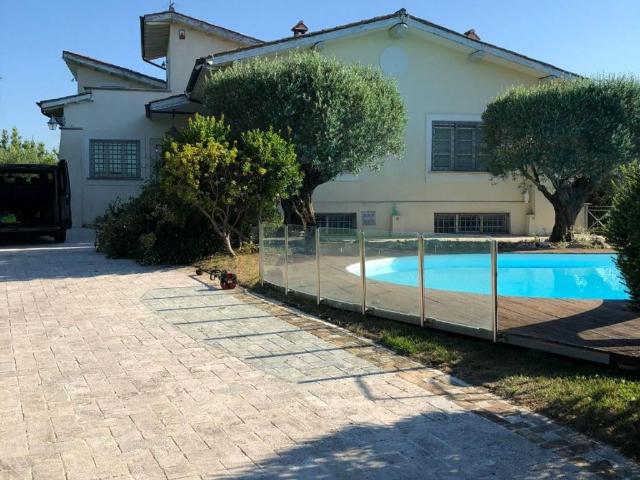 Villa Indipendente in vendita a Municipio Roma XV, Roma Capitale