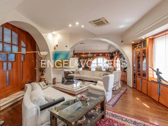 Villa Indipendente in vendita a Casetta Mattei, Roma