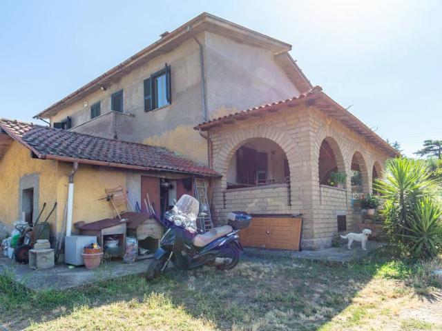 Villa Indipendente in vendita a Municipio Roma VI, Roma Capitale