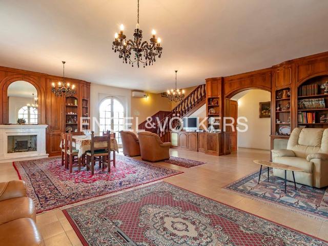 Villa Indipendente in vendita a Monte dell'Ara-Valle Santa, Roma Capitale