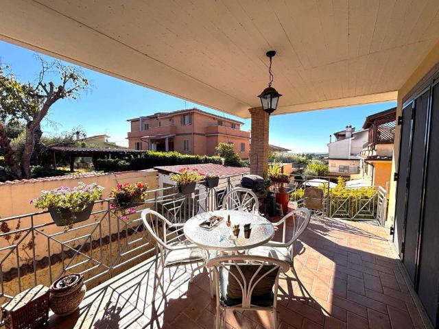 Villa Indipendente in vendita a Prima Porta, Montecompatri