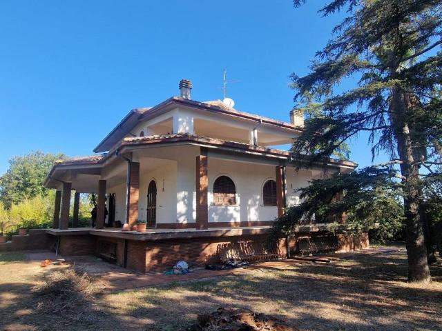 Villa Indipendente in vendita a Monte dell'Ara-Valle Santa, Roma Capitale