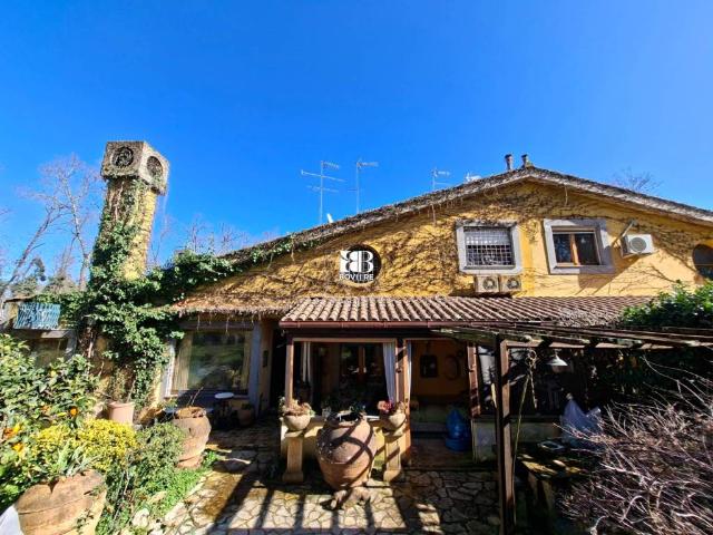 Villa Indipendente in vendita a Olgiata, Roma Capitale